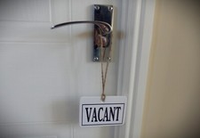 VACANT/ENGAGED (double sided)