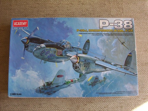 Academy models scale p 38 - academy,