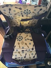 Munchkin Travel Booster Seat - portable child infant baby toddler high chair 