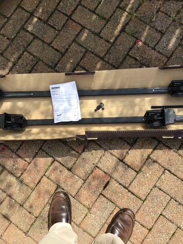 Halfords roof rails - rails,