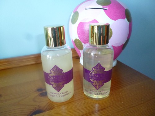 Boots royal jelly shower cream - jelly,