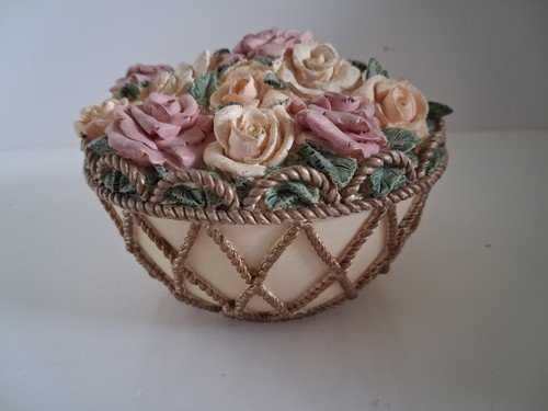 1993 dezine hand painted rose - 1993,
