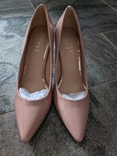BNWT Lipsy Nude Mid Heel Court