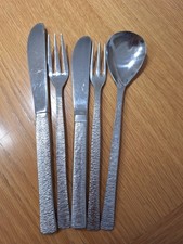 Vintage Viners Studio Bark