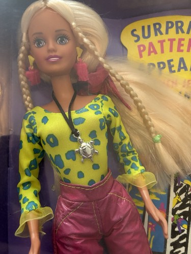 Sindy doll 1993 surprise jeans - 1993,