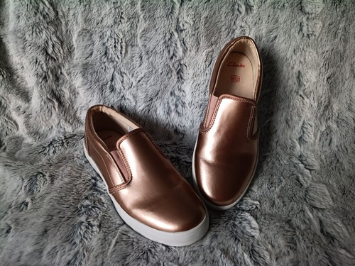 Girls clarks metallic gold - girls,