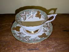 Leaf Berry Royal Stafford Gold
