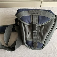 Town and Country Camera Bag