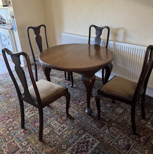Antique mahogany wind - antique, out