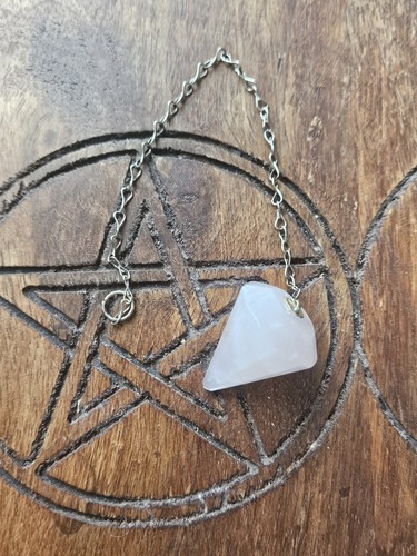 Rose quartz pendulum crystal - rose,