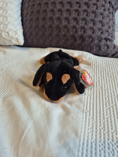 Beanie doby the doberman - doby,