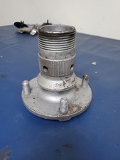 MGB GT MGC wire wheel hub used left side BTB719 with spinner front