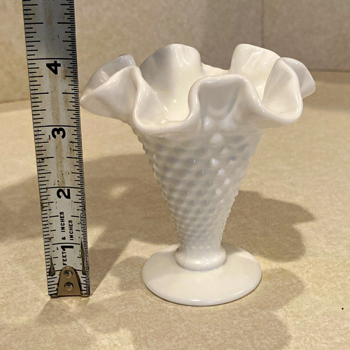 Fenton white hobnail milk - white,