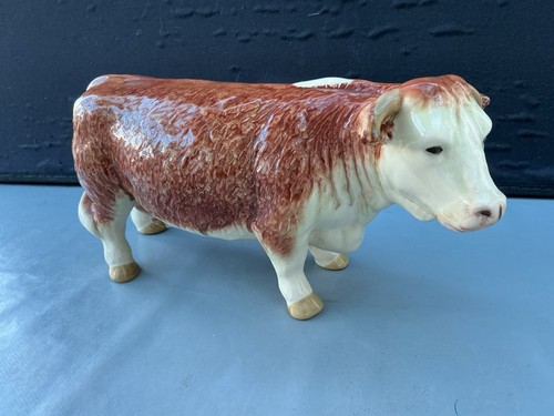Coopercraft hereford cow - hereford,