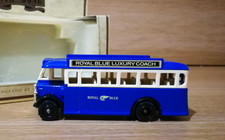 Lledo Days Gone 17015  1932 AEC Regal S.D. Bus Royal Blue Luxury Coach model