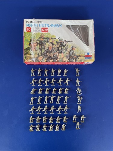 Esci wwii soldiers boxed - boxed, north