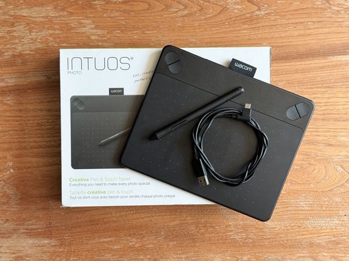 Wacom intuos small graphics - wacom,