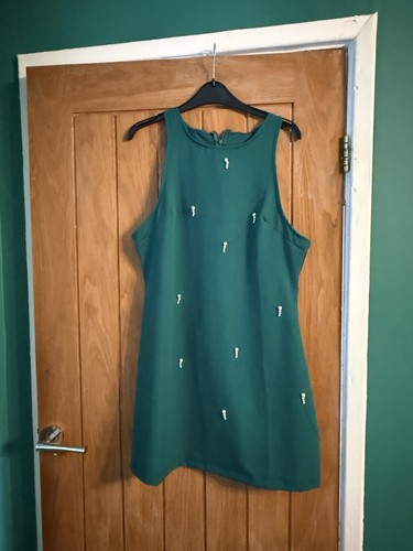 Green dress with pearl - dress, details