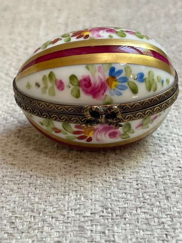 Rare hand painted limoges - hand,