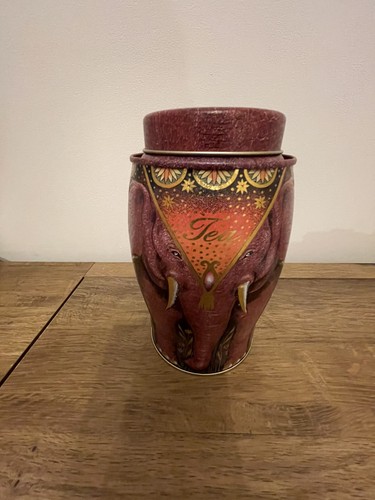 Williamson elephant embossed - elephant,