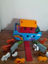 Lanka Kade • Wooden Noah’s