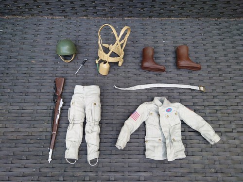 Vintage action man - vintage, us