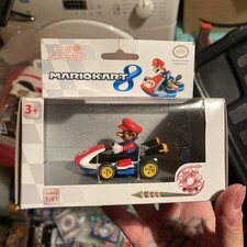 Super Mario Kart 8 pull back