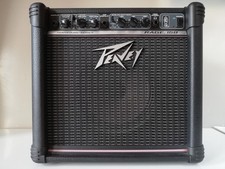 Guitar amplifier combo -