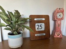 1950s Large Vintage Wooden Perpetual Wall or Desk Calendar in VGC