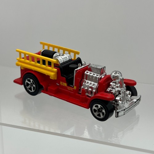 Hot wheels old - hot,