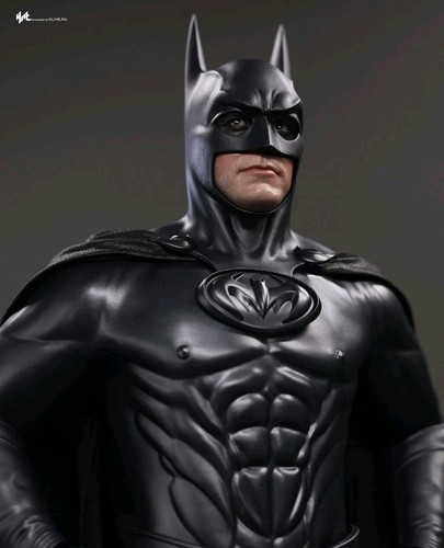 Hot toys batman - batman, and