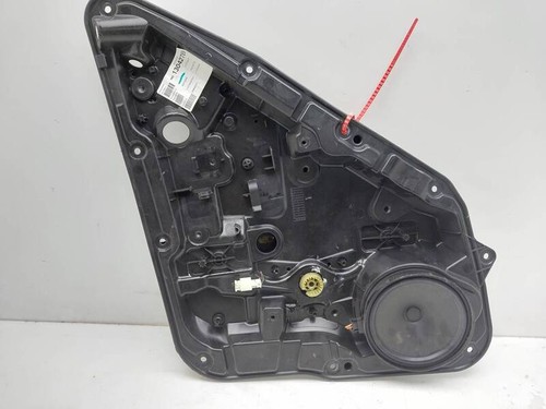 A2047302835 rear power window