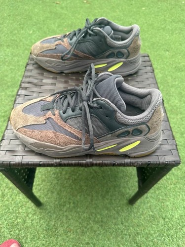 Sh3 adidas yeezy boost - #sh3,