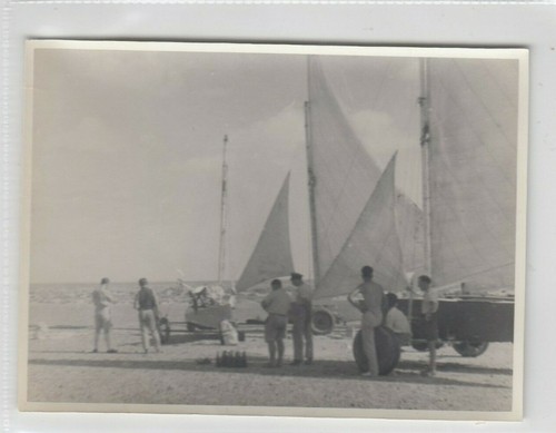 Sand yachts land - /,