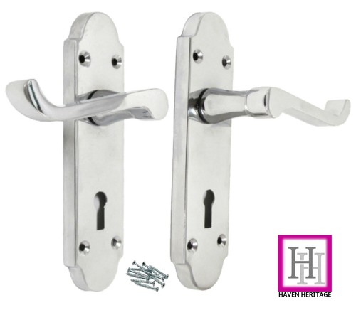 Door handle scroll shaped - scroll, on