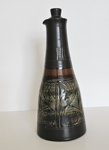 Celtic pottery lidded - celtic,
