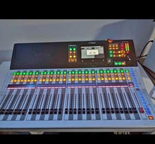 Yamaha TF5 Digital Desk NY64-D