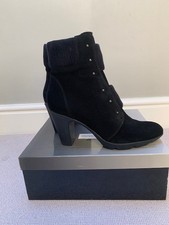 Aquatalia for Russell & Bromley Gem-Dry Black Suede Boots Size UK 7.5 New in Box