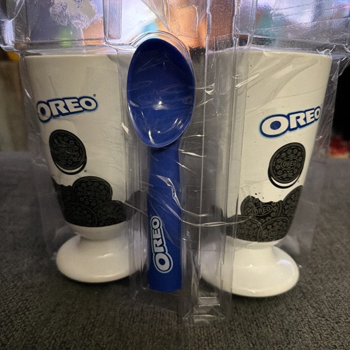 Oreo cookie ice cream sundae - oreo,