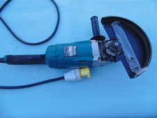 MAKITA GA 9020S 110v 2000w