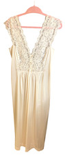 CHARNOS Vintage Nightdress