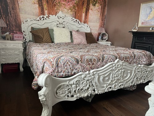 Luxurious rococo design suite - luxurious,