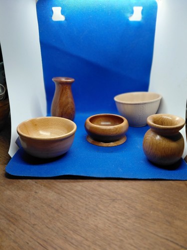 Small wood turnings - small,
