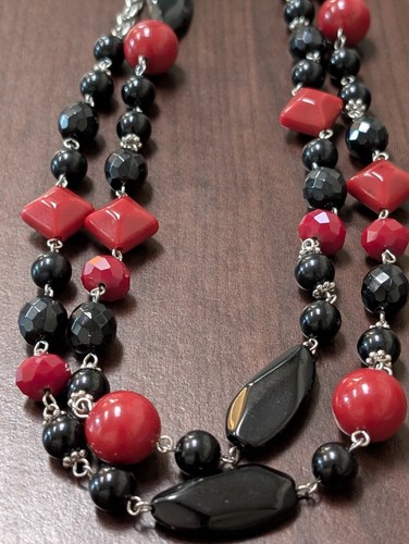 Vintage dark red crimson - dark,