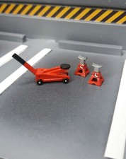 1:64 Resin trolley jack + pair