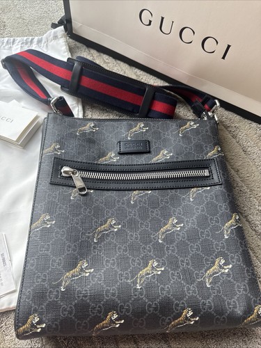 Gucci large tiger print - tiger,