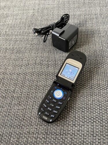 Motorola v220 black flip - motorola,