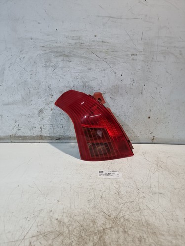 Suzuki swift rear tail light - swift,