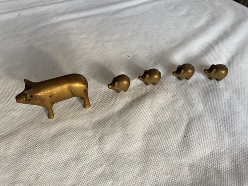 Vintage brass pig family - brass,