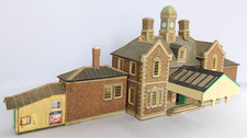 OO Gauge KIT BUILT Buildings -